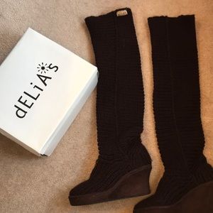 🧶 Delias sweater wedge boot versatile styles  8